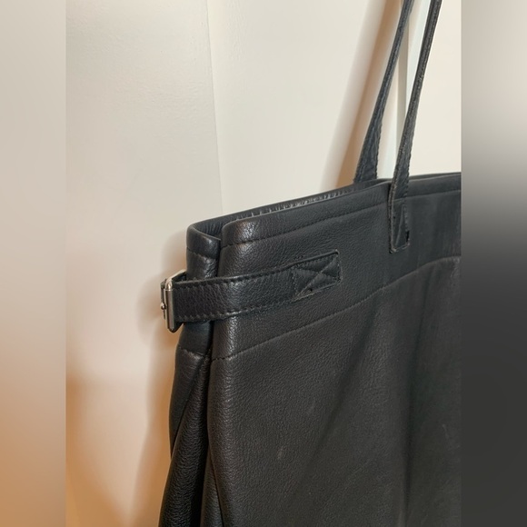 Vintage Black Leather Purse - Picture 4 of 13